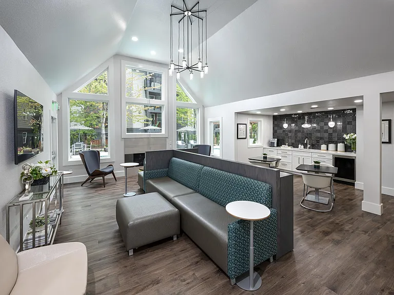 Redmond Place Apartments — Photo 9
