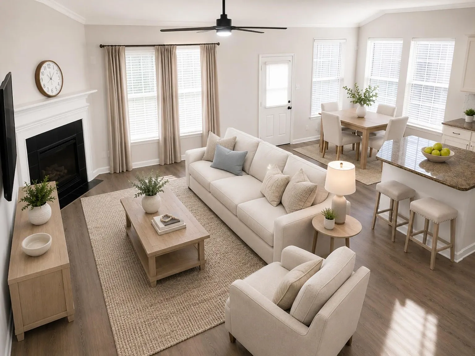 4 bed, 2.5 bath, 2575 sqft, $3,300 — Photo 2