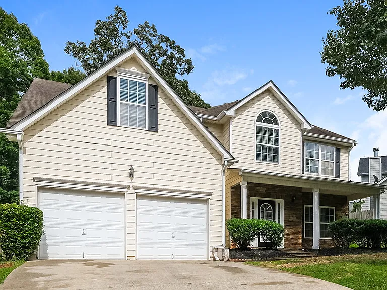 1260 Red Cedar Trl — Photo 4
