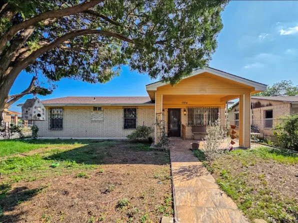 1394 Erline Dr, Eagle Pass, TX 78852