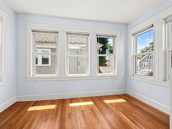 3rd image of 21-23 Averton St