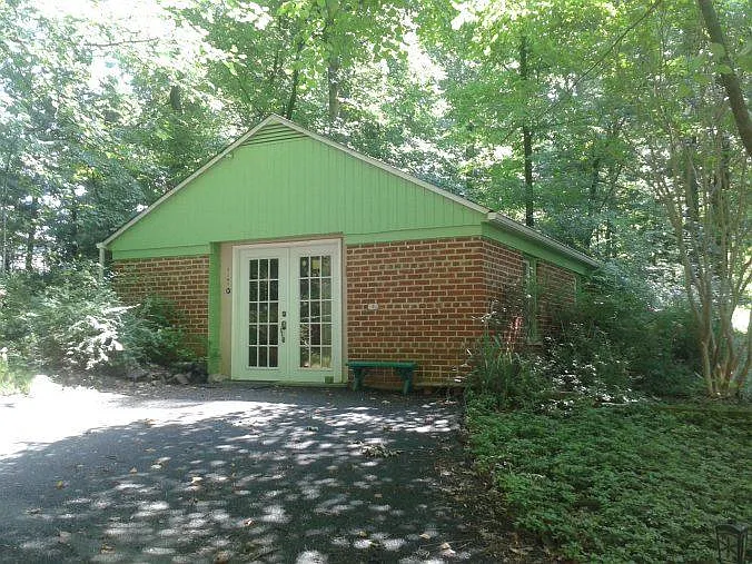 Building Photo - 1501 Glenallan Ave #UPPER HOUSE