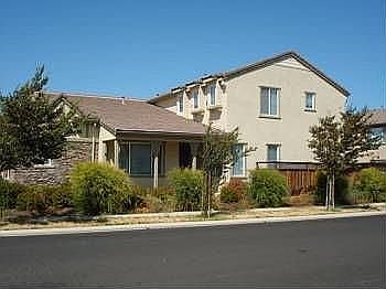1st image of 690 Leah Ln
