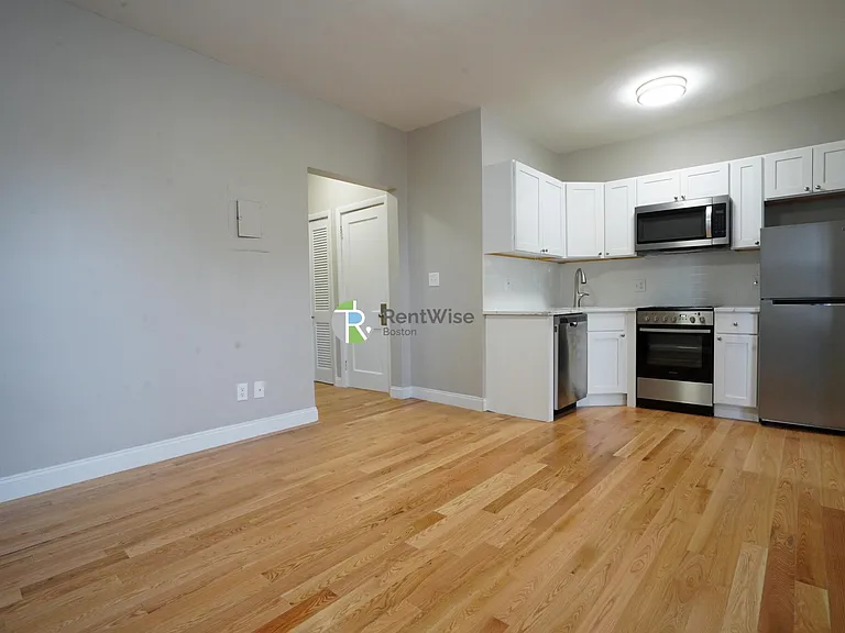 50 Park Vale Ave #24 — Photo 4