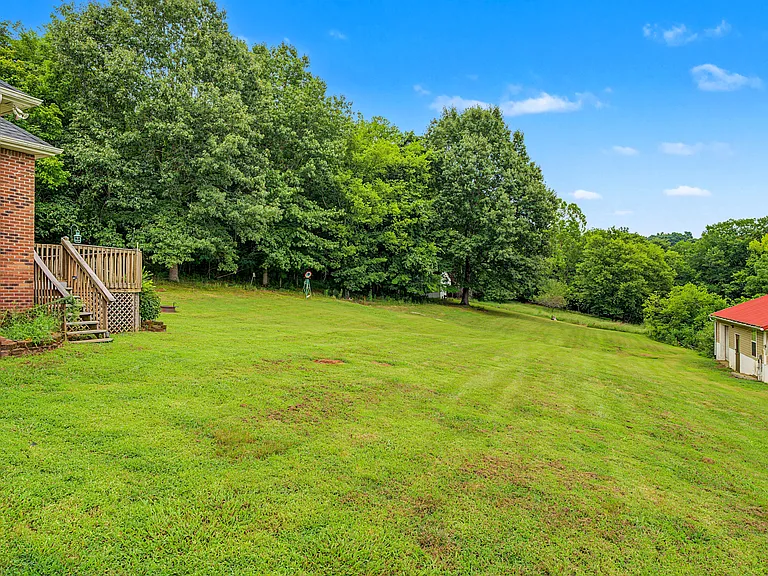 2410 Dunbar Rd — Photo 23