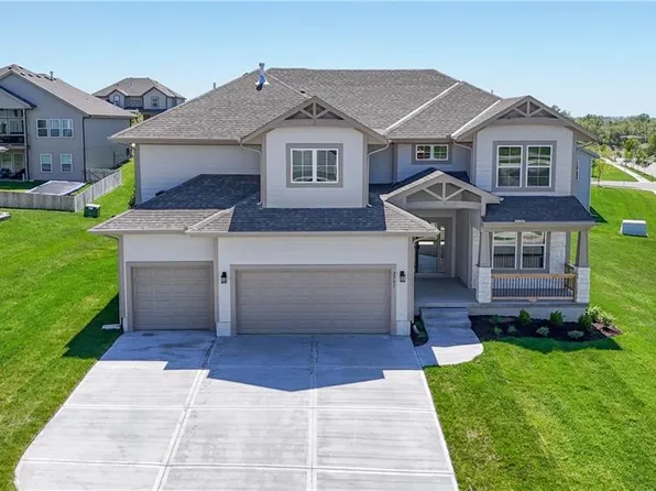 2761 W Park St, Olathe, KS 66061
