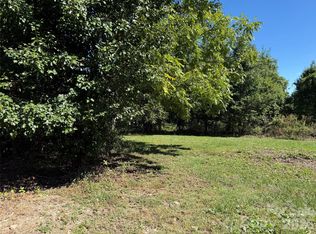 4 Bronco Pass, East Flat Rock, NC 28726