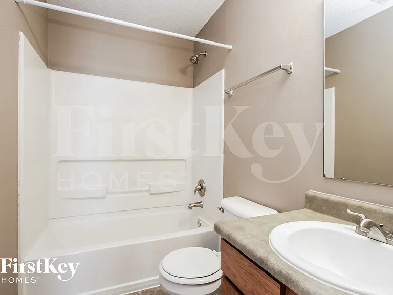 7912 Puckett Ln — Photo 14