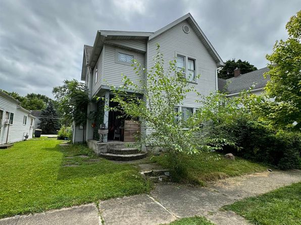 fort-wayne-indiana-94269948 picture