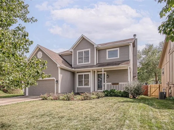 913 W Layton St, Olathe, KS 66061