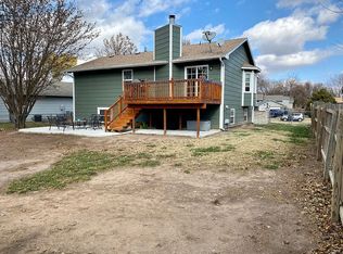 2111 N Shefford Ct, Wichita, KS 67212