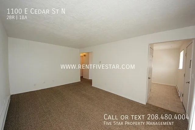 1100 E Cedar St N — Photo 2