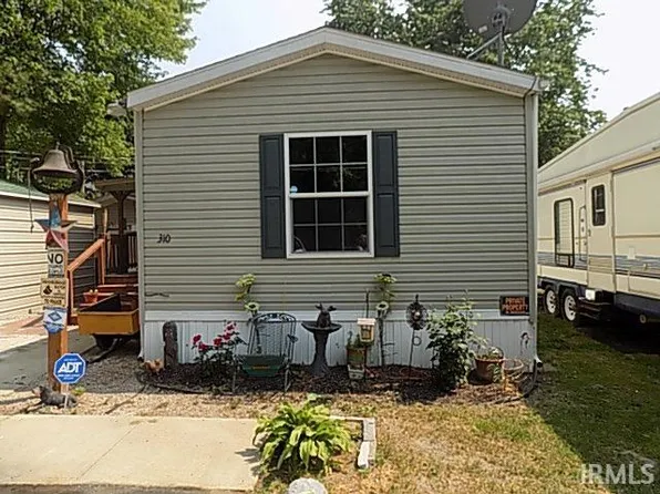 310 E Smith St, Milford, IN 46542