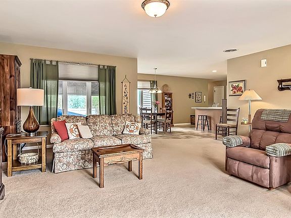 4th image of 1162 Medlee Dr