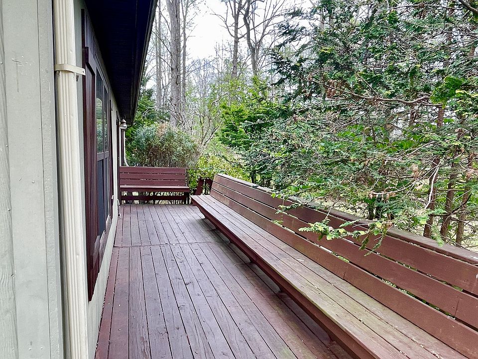 34th image of 1073 Crane Ct