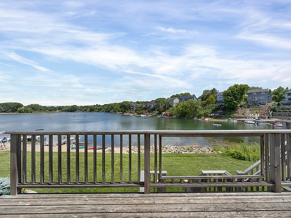 3rd image of 15870 Hyland Pointe Ct