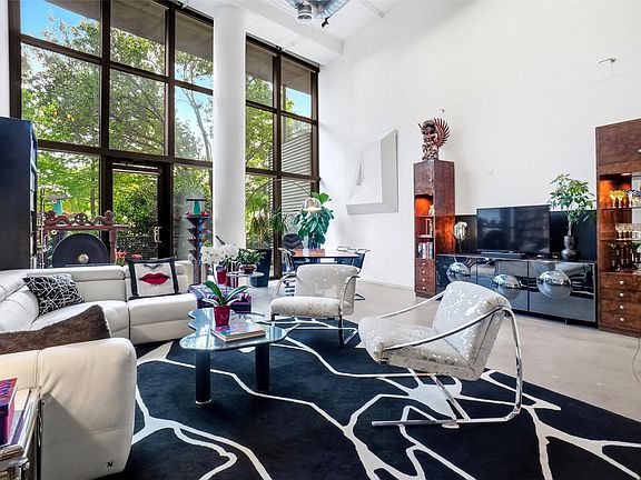 4th image of 3110 Thomas Ave APT 121