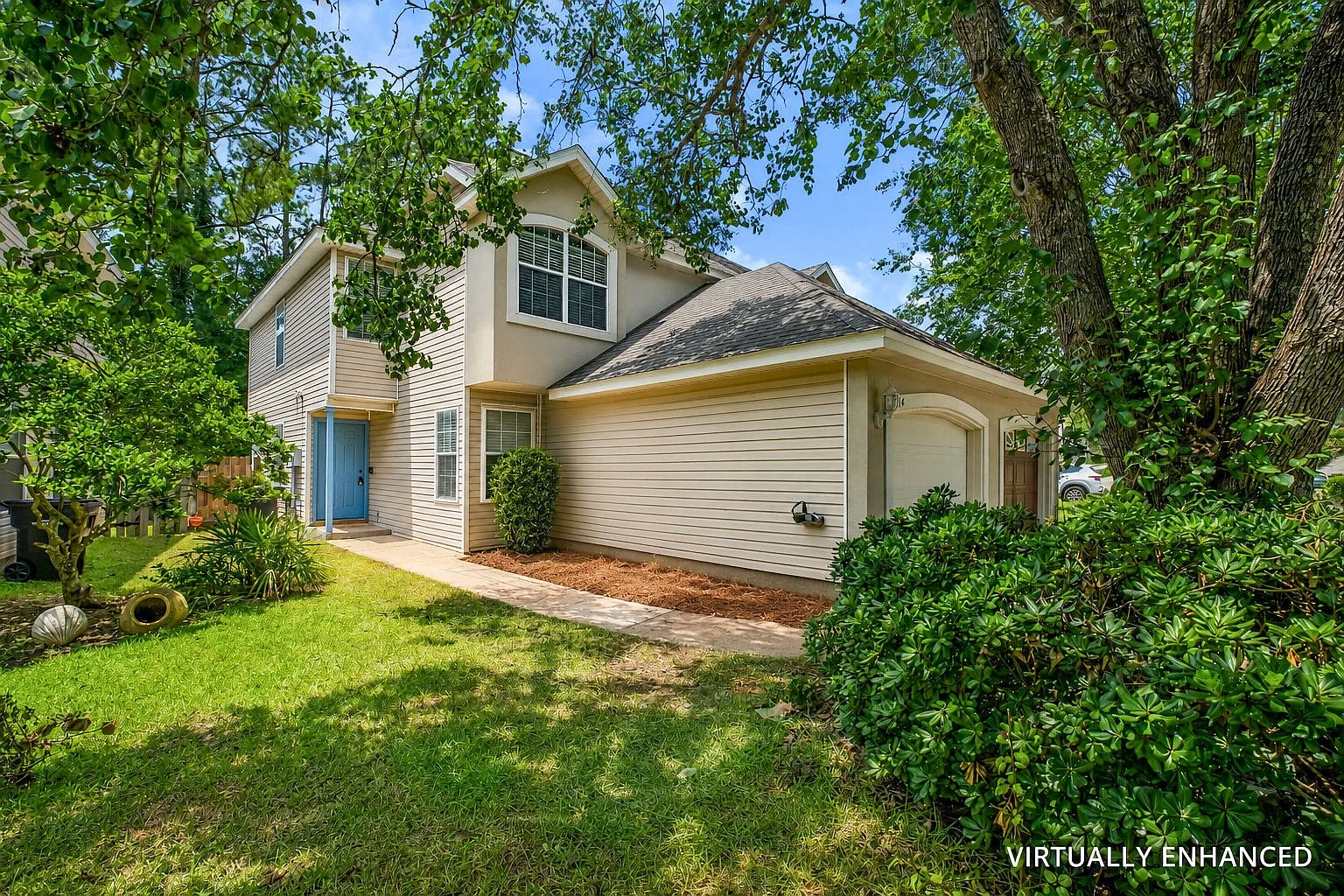 3 bed, 1467 sqft, $2,000 — Photo 1