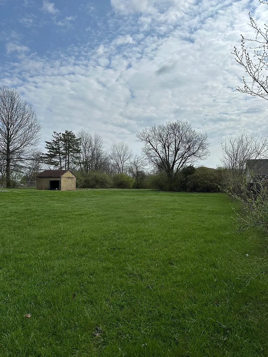 2490 Wilson Ave photo 1