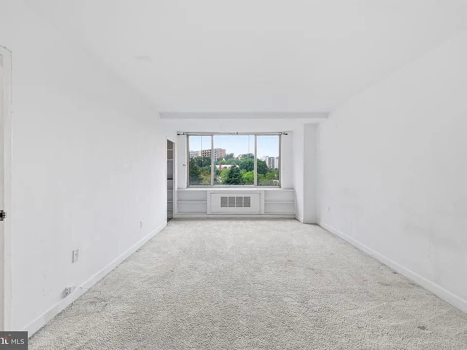 1121 Arlington Blvd #634