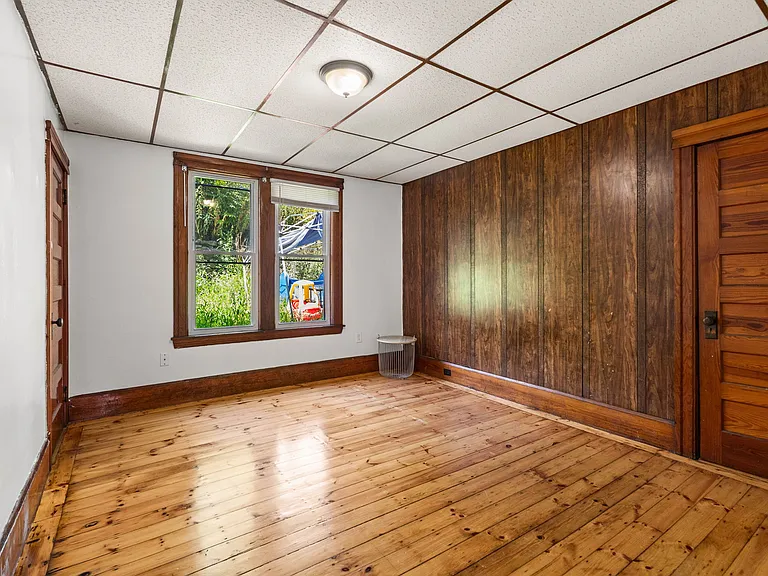 2 Montague St #1 — Photo 20