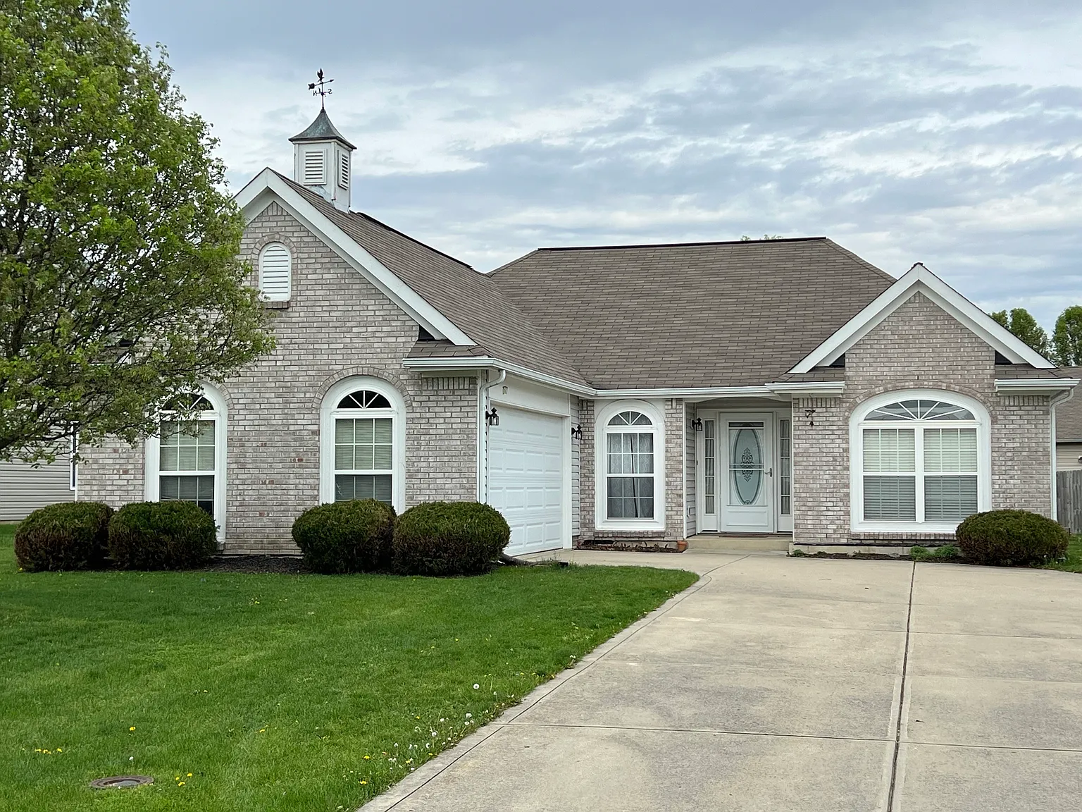 1577 Whisler Dr photo 1