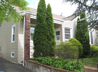 1777 Rockwell Rd, Abington, PA 19001