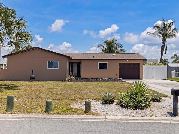 5108 Commonwealth Rd, Palmetto, FL 34221