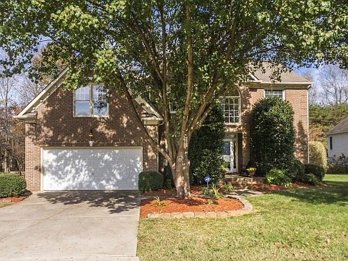 2nd image of 312 Lucas Park Dr