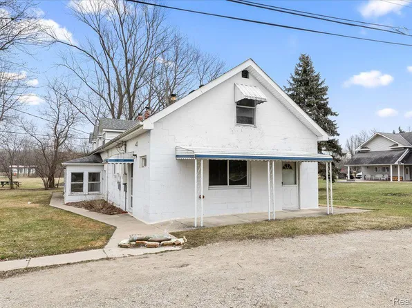 31543 W Jefferson Ave, Brownstown, MI 48173