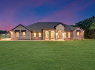 3625 Horseshoe Dr, Van Alstyne, TX 75495