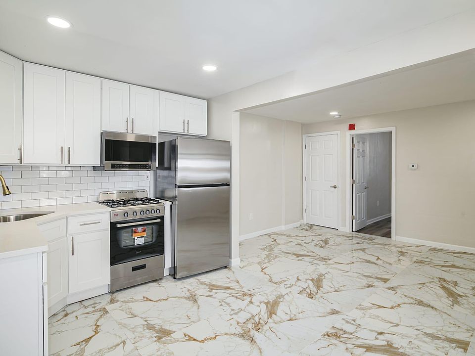 1st image of 1800 Hoffman St #106A