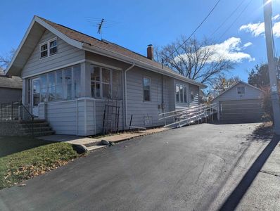 124 E Factory St, Seymour, WI, 54165
