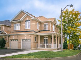 37 Calm Waters Cres, Brampton, ON L6V 4R9