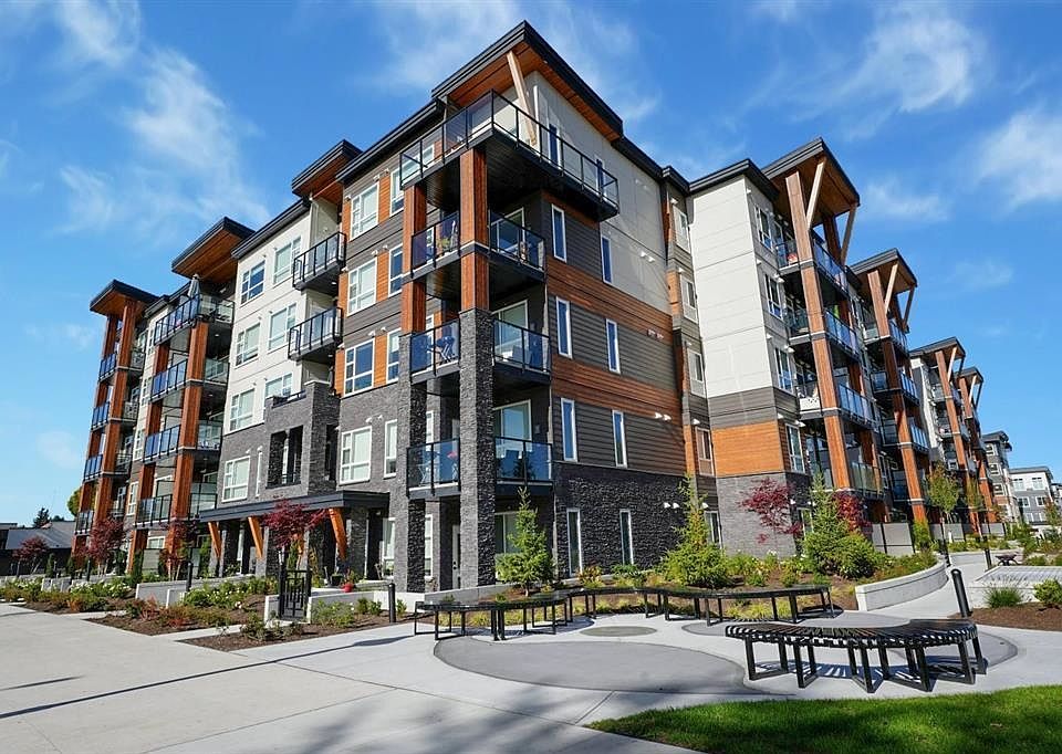 1st image of 12109 223rd St #329