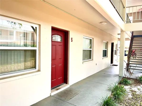 8302 Bardmoor Blvd #105, Seminole, FL 33777