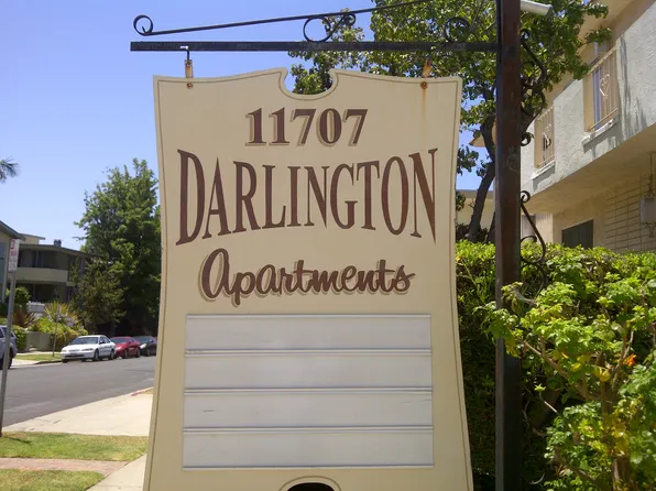 11707 Darlington Ave #G, Los Angeles, CA 90049