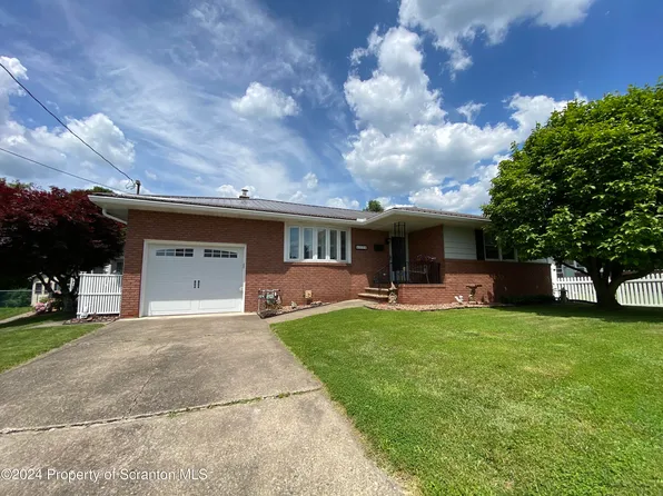 114 Gravity St, Olyphant, PA 18447