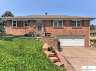 4512 Polk St, Omaha, NE 68117