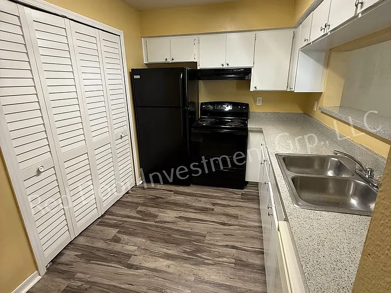 Walden Landing Apartments — Photo 29