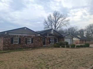 532 Ridgewood Dr, Pryor, OK 74361