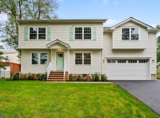 2509 Smith St, Scotch Plains, NJ 07076