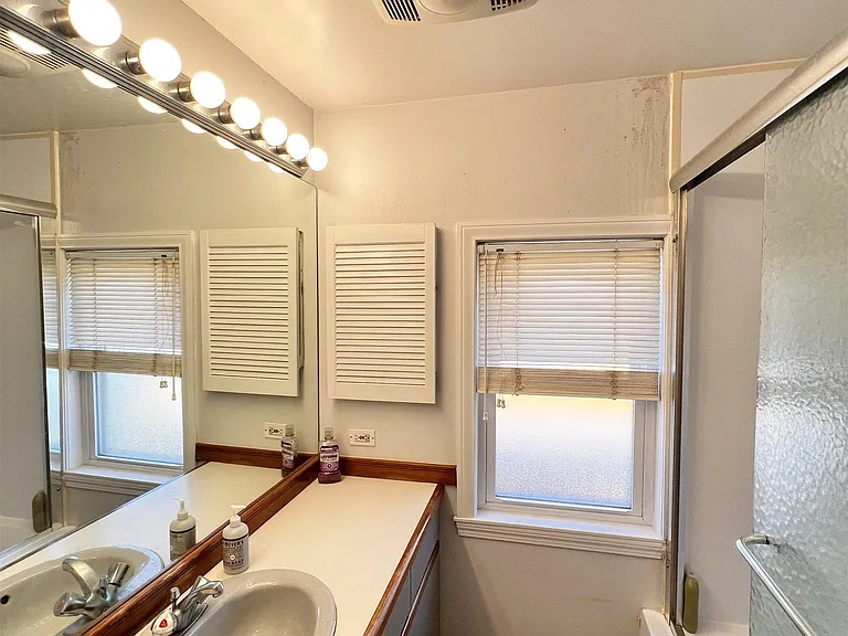26 Rogers Ave #2 — Photo 15