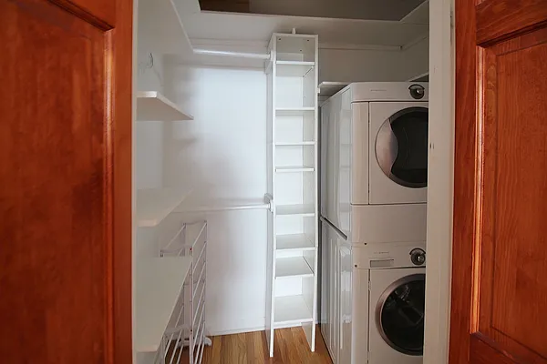 Rented by Julianna Realty Corp | media 27