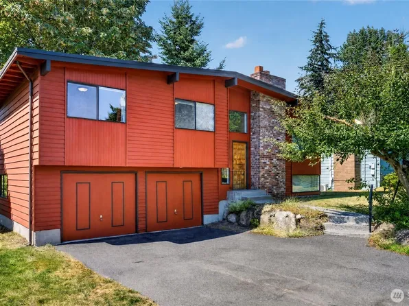 1204 Darben Place, Lynnwood, WA 98087