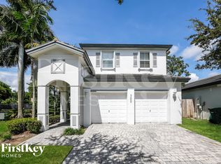 300 NE 36 Avenue Rd, Homestead, FL 33033