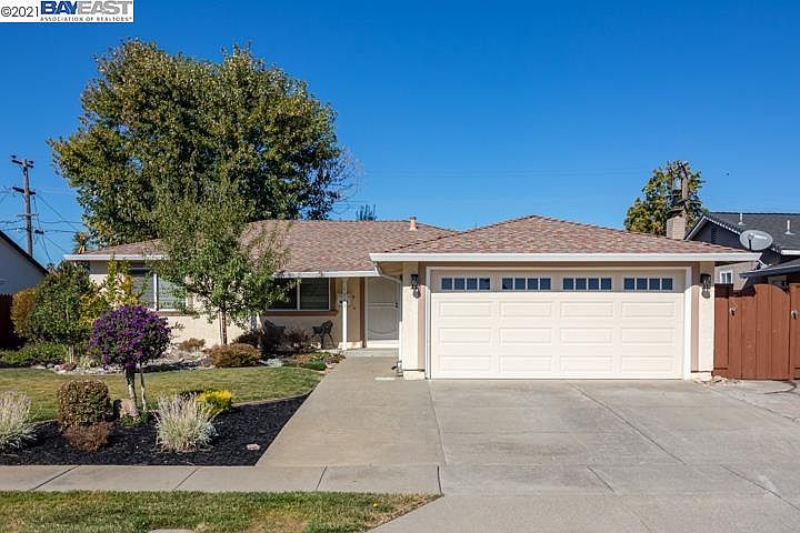 1st image of 4933 Cody Ct