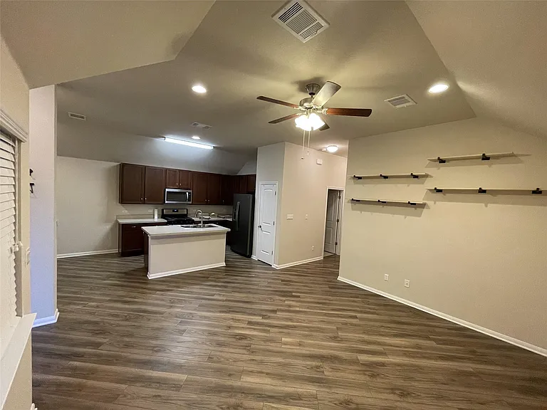 108 Lasino Dr — Photo 14