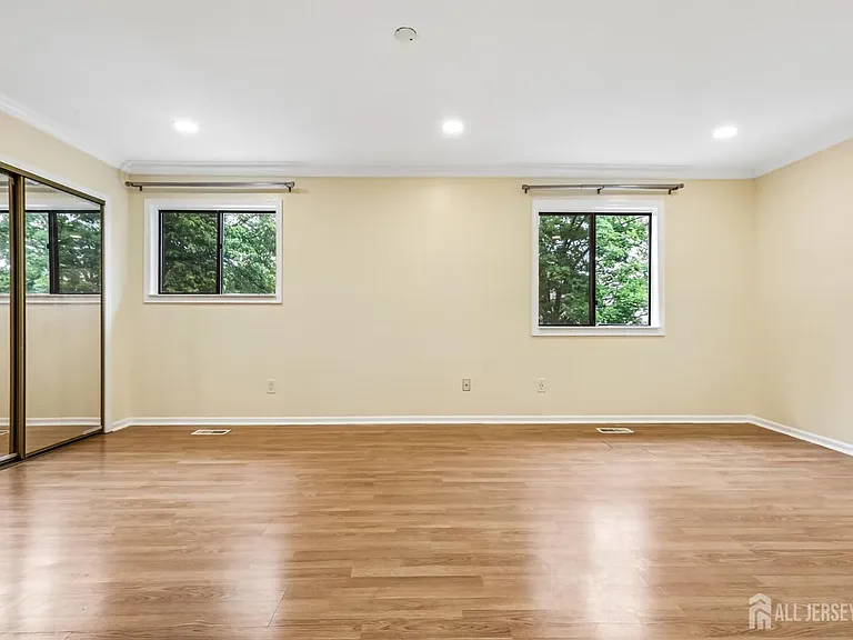 20 Palm Ct — Photo 21