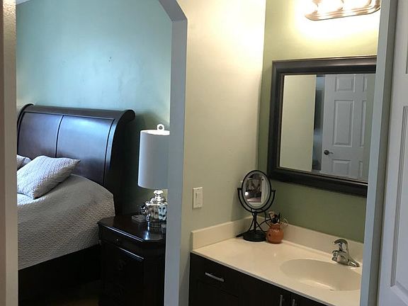 Second sink